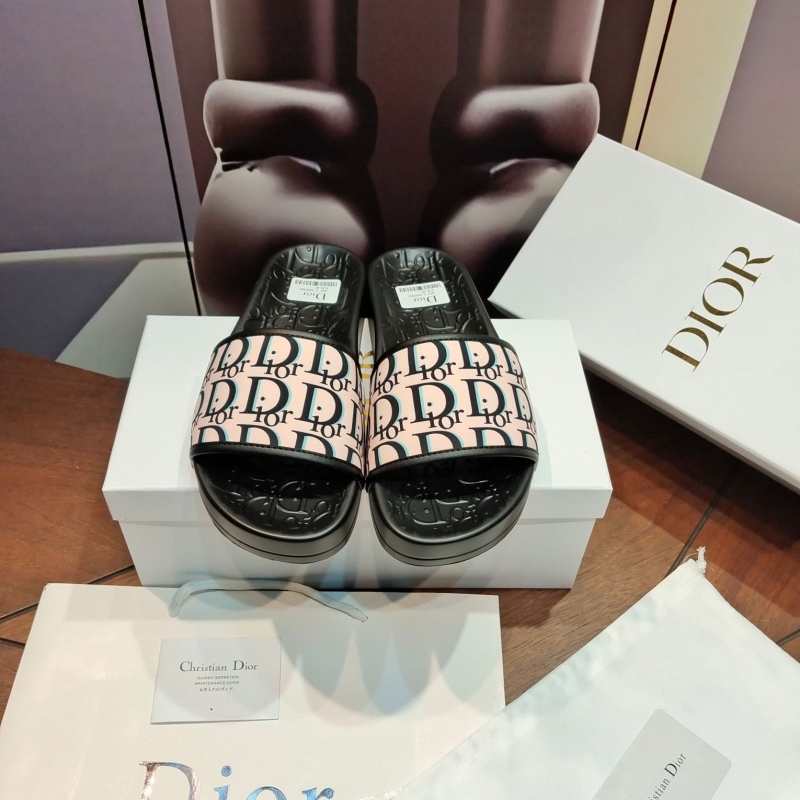 ch**an D*or slippers